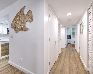 517 Bayport Way - Photo Thumbnail 6
