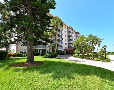 800 Benjamin Franklin Drive - Photo Thumbnail 5