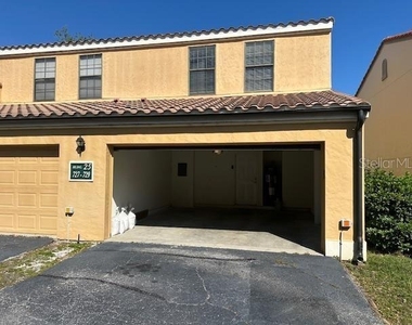 727 Siena Palm Drive - Photo Thumbnail 12