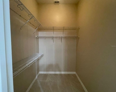 568 Finch Court - Photo Thumbnail 27