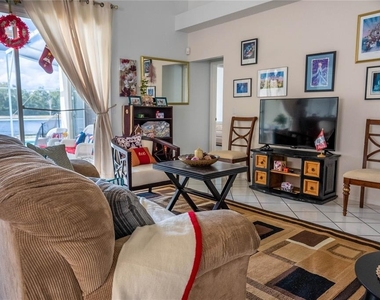 2703 Chatham - Photo Thumbnail 11