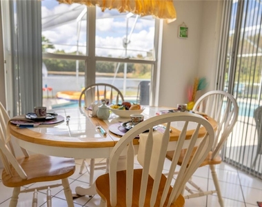 2703 Chatham - Photo Thumbnail 7