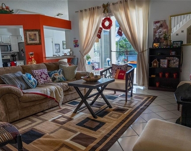 2703 Chatham - Photo Thumbnail 12