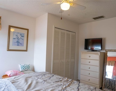 2703 Chatham - Photo Thumbnail 29