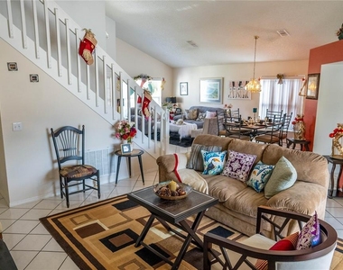 2703 Chatham - Photo Thumbnail 15