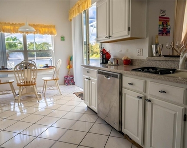 2703 Chatham - Photo Thumbnail 10