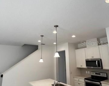 15467 Sugar Citrus Drive - Photo Thumbnail 5