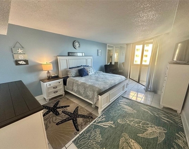6035 Sea Ranch Drive - Photo Thumbnail 15