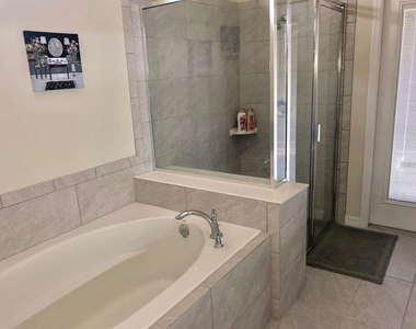 5465 Misty Oak Circle - Photo Thumbnail 17
