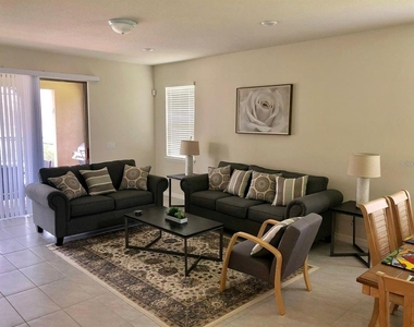 5465 Misty Oak Circle - Photo Thumbnail 12