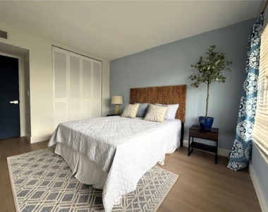 3806 Gulf Of Mexico Drive - Photo Thumbnail 19