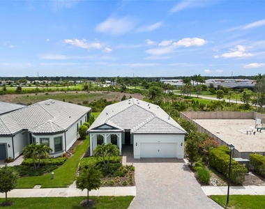 14560 Eagle Branch Drive - Photo Thumbnail 3