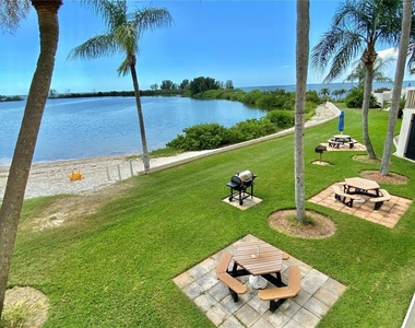 6035 Sea Ranch Drive - Photo Thumbnail 24