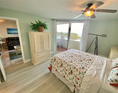 6009 Sea Ranch Drive - Photo Thumbnail 13