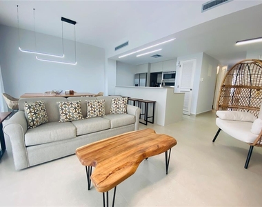 Las Casitas Village 1 1 Ave Conquistador - Photo Thumbnail 16