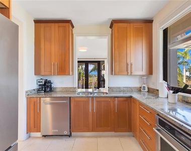 400 Coco Beach Boulevard - Photo Thumbnail 10