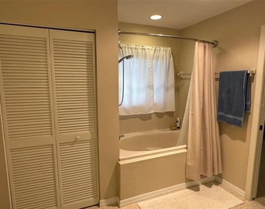 32905 Timberwood Drive - Photo Thumbnail 10