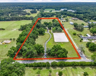 6975 Nw Highway 225a - Photo Thumbnail 1