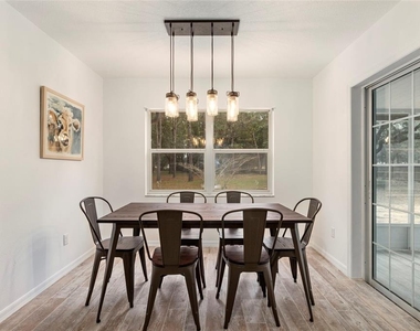 1900 Nw 73rd Terrace - Photo Thumbnail 9