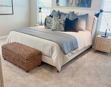 8683 Holly Grove Court - Photo Thumbnail 10