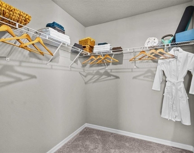 8683 Holly Grove Court - Photo Thumbnail 12