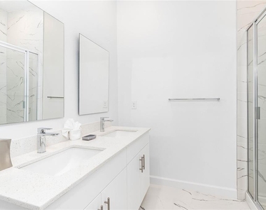 277 Famagusta Drive - Photo Thumbnail 8