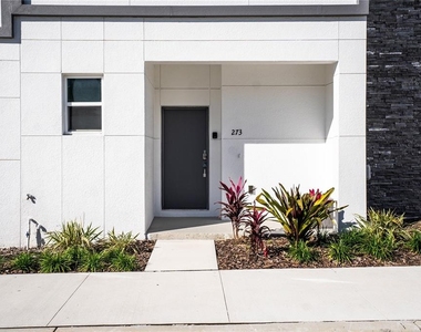 277 Famagusta Drive - Photo Thumbnail 30