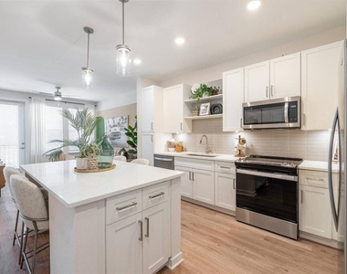 3020 Base Boulevard - Photo Thumbnail 40