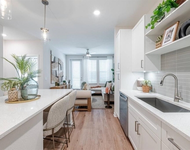 3020 Base Boulevard - Photo Thumbnail 64