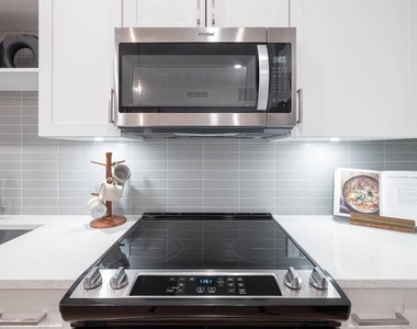 3020 Base Boulevard - Photo Thumbnail 46