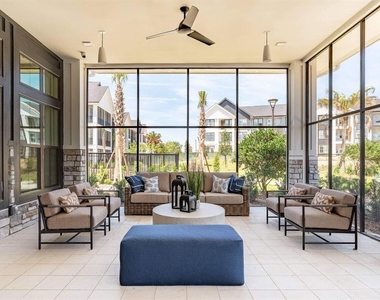 3020 Base Boulevard - Photo Thumbnail 23