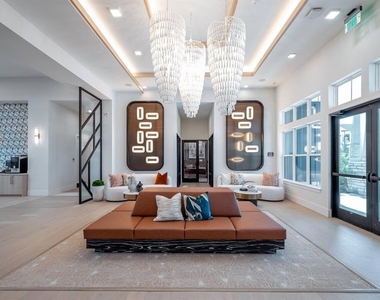 3020 Base Boulevard - Photo Thumbnail 12
