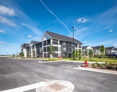 3020 Base Boulevard - Photo Thumbnail 11