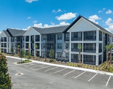 3020 Base Boulevard - Photo Thumbnail 3