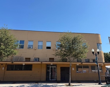 221 S Parramore Avenue - Photo Thumbnail 2