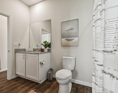 9104 Wade Street - Photo Thumbnail 17