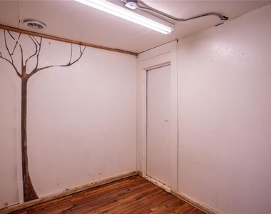 106 W Main Street - Photo Thumbnail 11