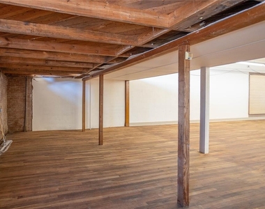 106 W Main Street - Photo Thumbnail 9