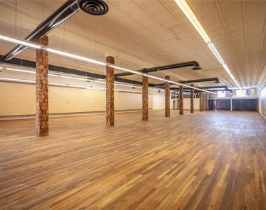 106 W Main Street - Photo Thumbnail 3