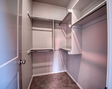 1520 S 7th Street - Photo Thumbnail 13