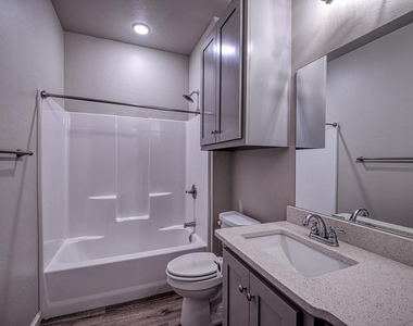 1520 S 7th Street - Photo Thumbnail 9