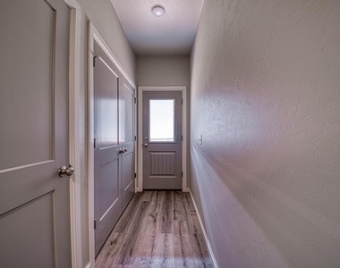 1520 S 7th Street - Photo Thumbnail 15