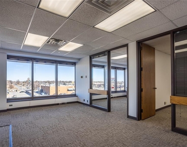 1100 E Main Street - Photo Thumbnail 7