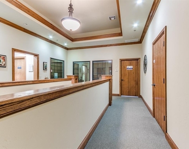 1703 Professional Circle - Photo Thumbnail 11