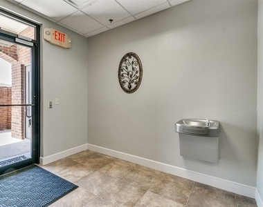 1703 Professional Circle - Photo Thumbnail 8