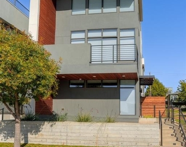 817 Nw 6th Street - Photo Thumbnail 1