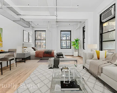 West 36th Street - Photo Thumbnail 2