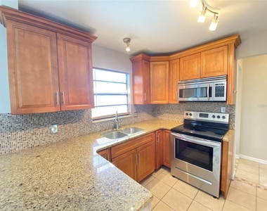 793 Del Prado Drive - Photo Thumbnail 7