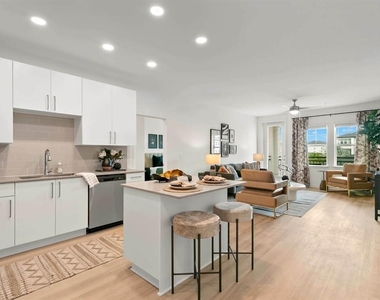 1310 Ridgeview Circle - Photo Thumbnail 35