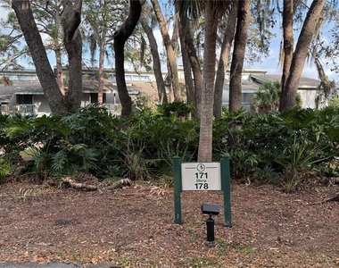 176 Palm View Court - Photo Thumbnail 26